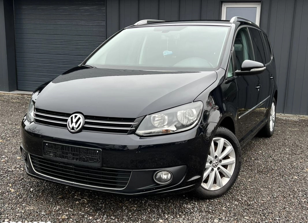 Volkswagen Touran cena 32900 przebieg: 202000, rok produkcji 2011 z Warta małe 436